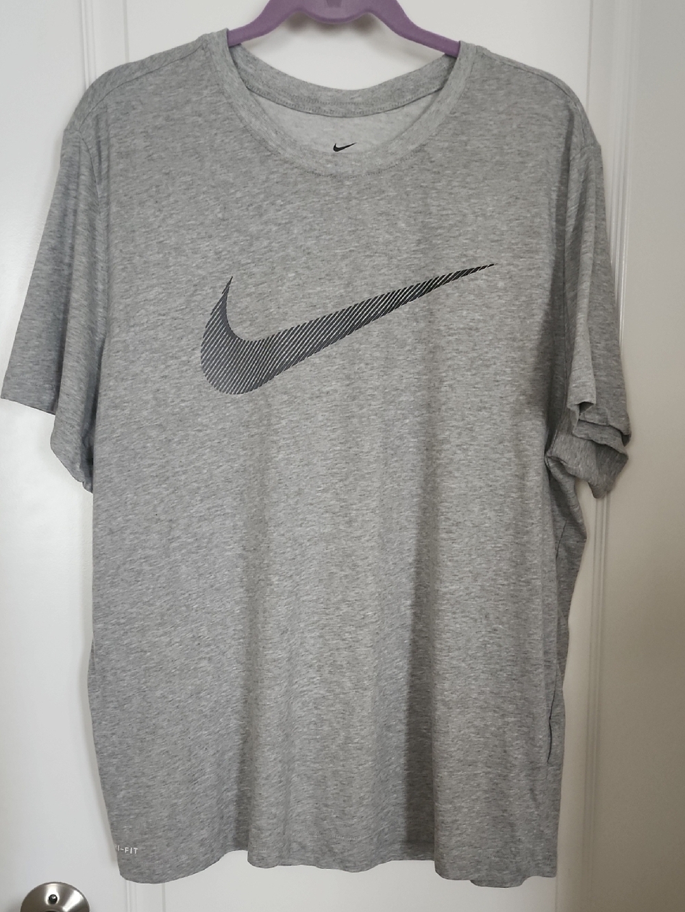 Nike Grey Dri-fit Short-Sleeve Tee with Black Swoosh Size XL